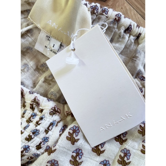 NWT Anaak Block Print Floral Blue and Cream Oversized Smocked Tiered Midi Dress - Picture 3 of 9